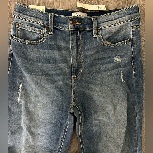 NWT high rise straight fit jeans - Picture 7 of 10